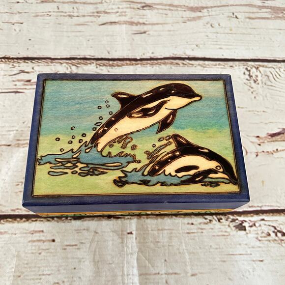 Vintage Dolphin Polished Jewelry Keepsake Trinket Box - Picture 1 of 10